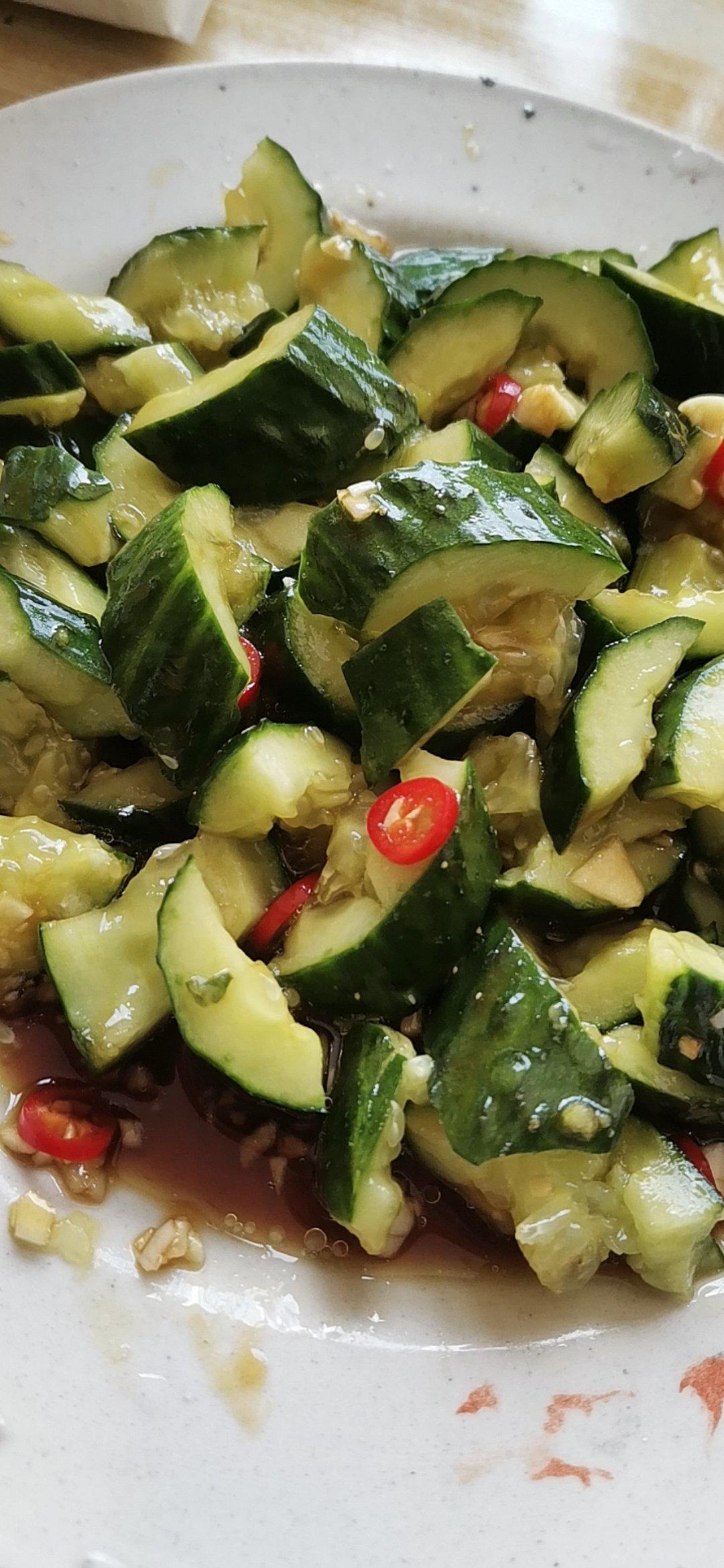 赞不绝口拍黄瓜🥒