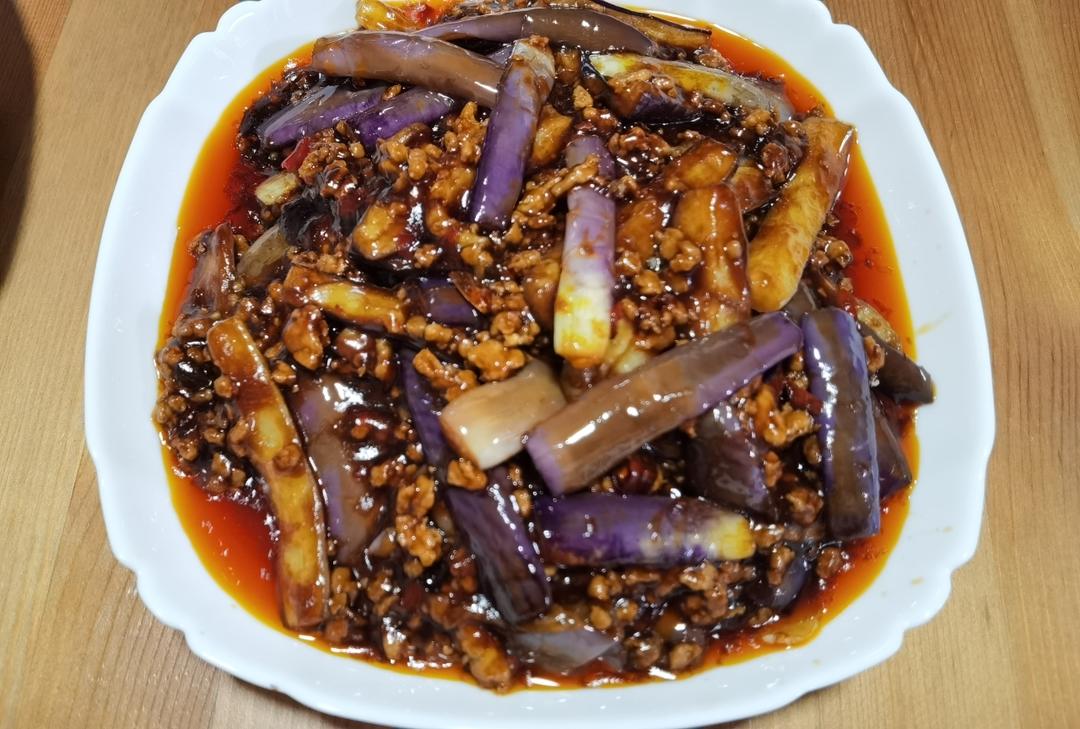 开胃下饭菜！巨简单的家常鱼香茄子煲