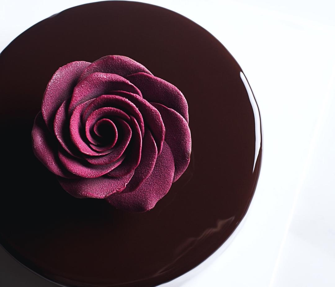 手机用户95278888做的赠一得一 | 巧克力榛子慕斯 & 巧克力玫瑰花