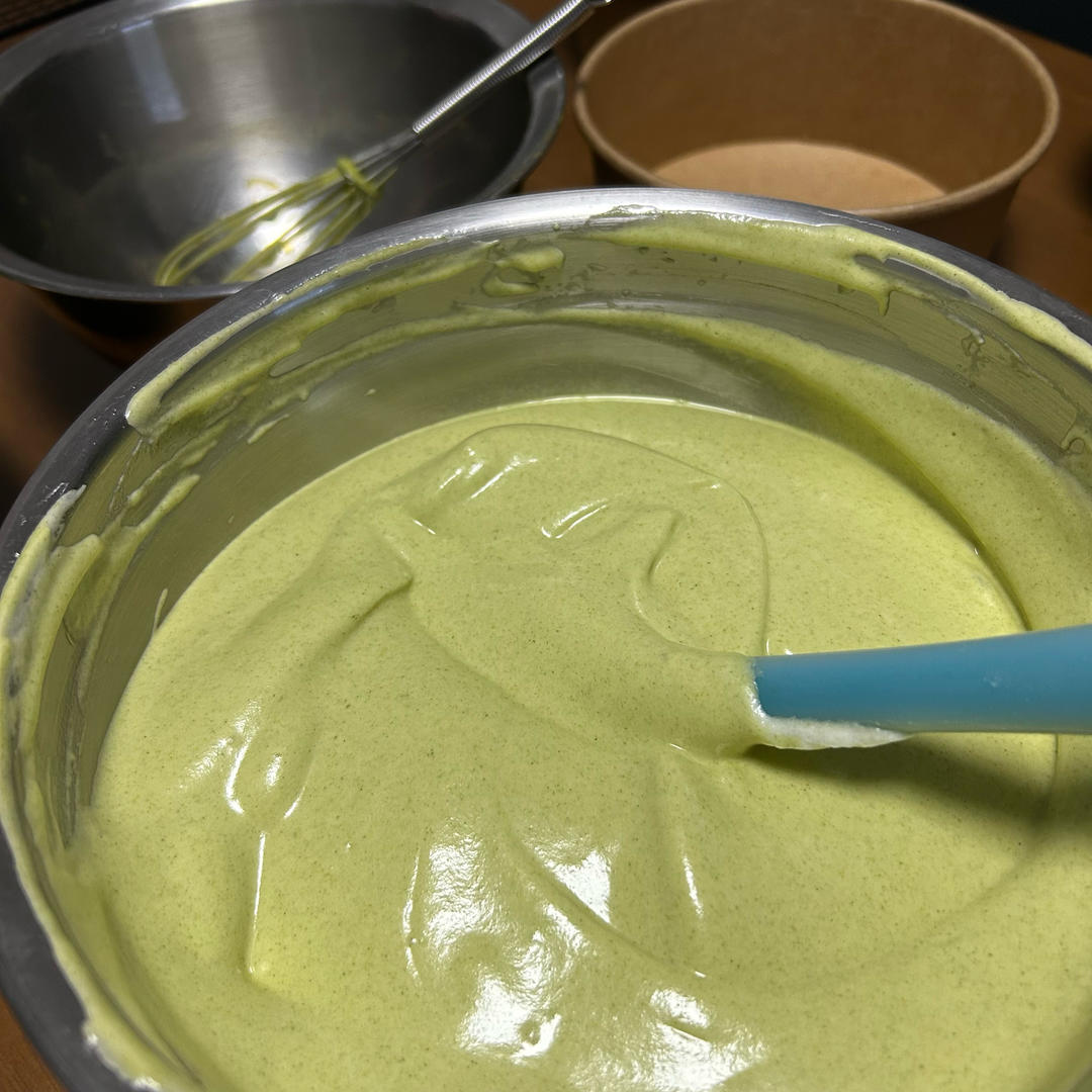 新加坡超火的【椰香斑斓戚风蛋糕】