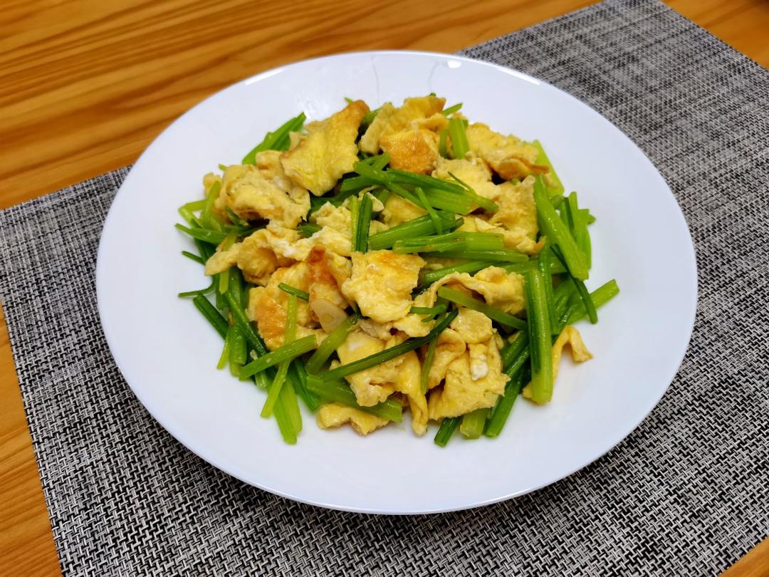 heyryu做的芹菜炒鸡蛋