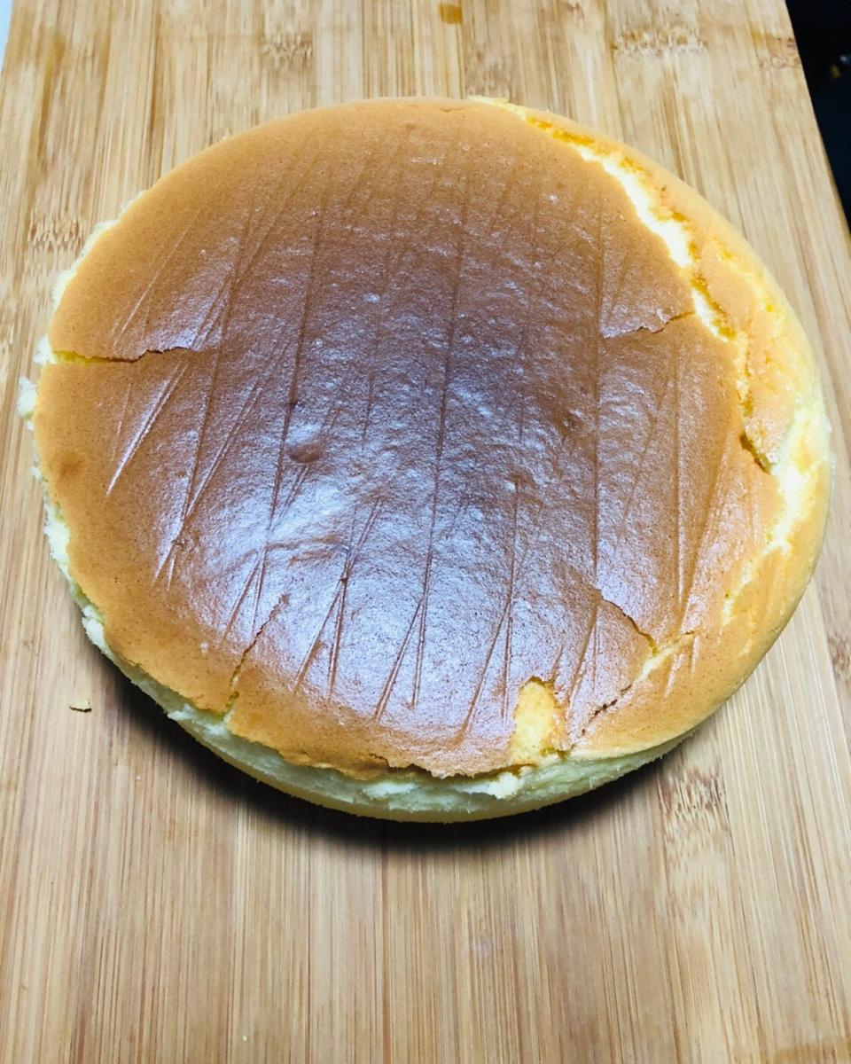 消耗淡奶油:仿乳酪蛋糕  〖6寸  超详细哦~〗