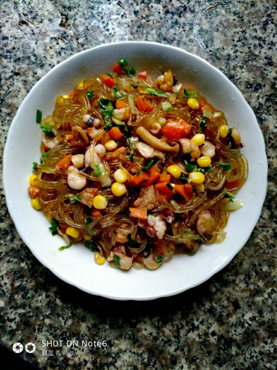 肉丝炒红薯粉