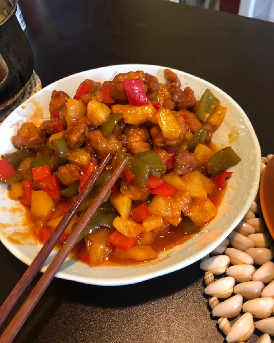 菠萝咕噜肉