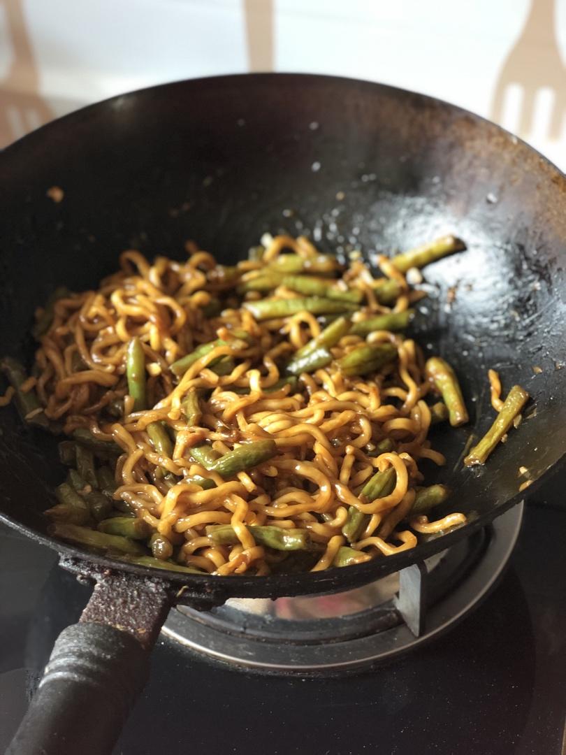 豆角焖面