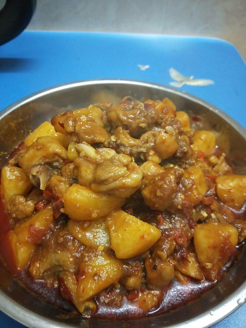 土豆烧鸡（非常下饭哦~）