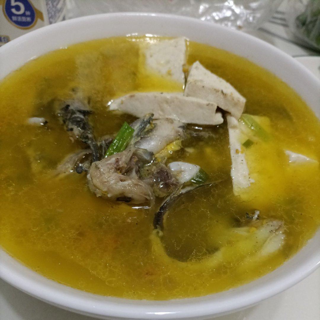昂刺鱼豆腐汤（黄辣丁）