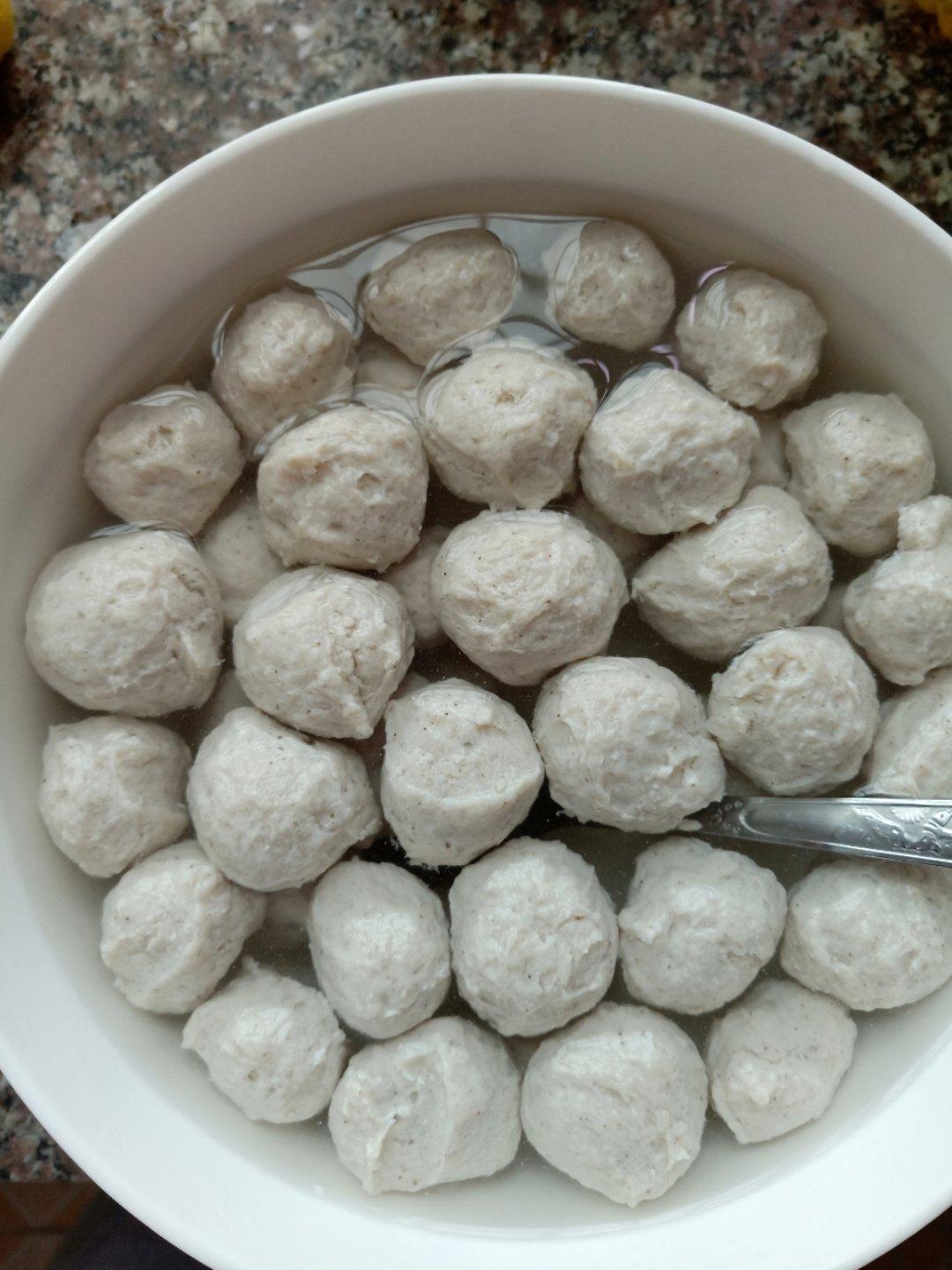 於wu菟tu做的脆弹猪肉丸