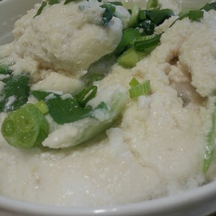 秋歌果红做的鸡豆花