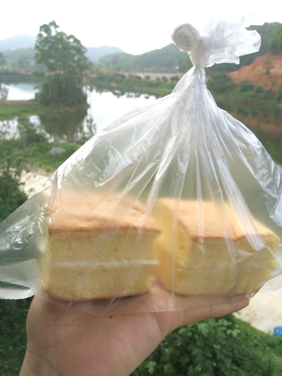 戚风奶油蛋糕卷