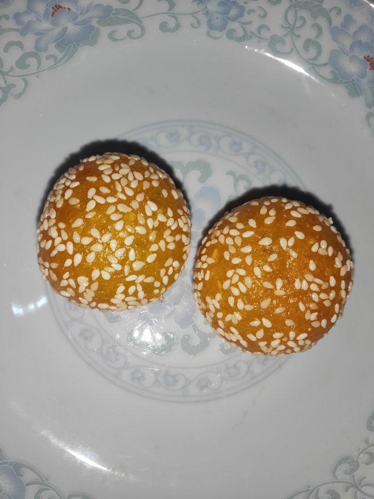 南瓜空心芝麻球