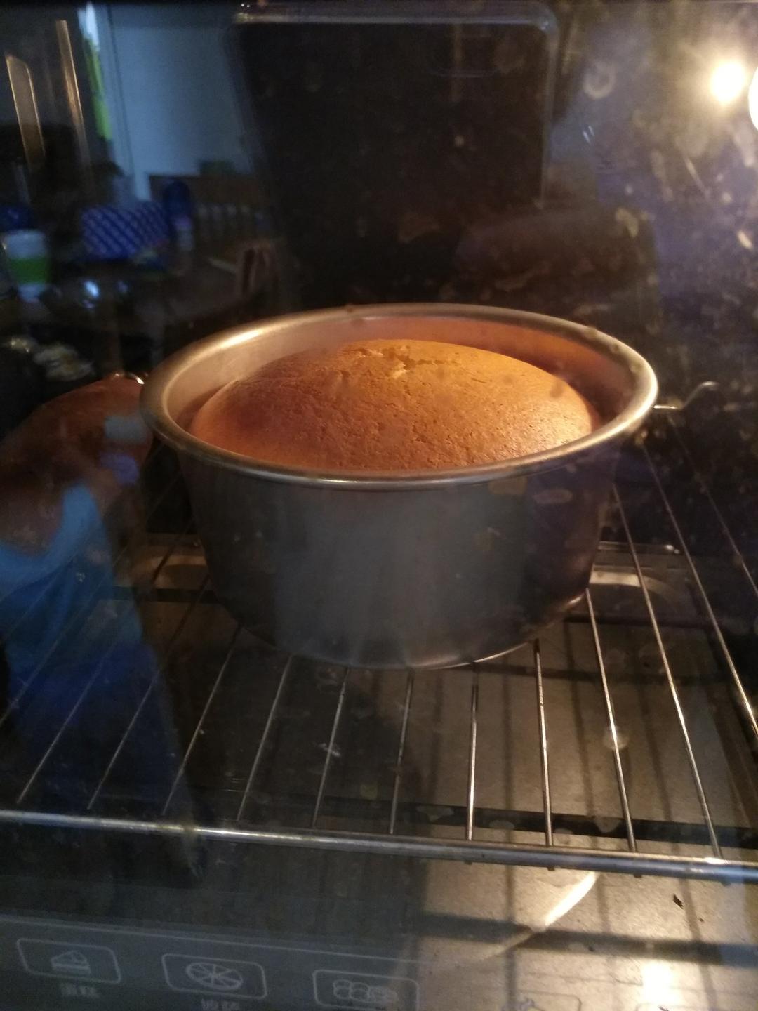 屡试不爽的完美戚风蛋糕~【爬得超高哦】（六寸）