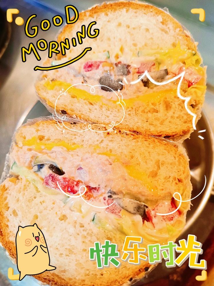 赛百味蜂蜜燕麦金枪鱼三明治