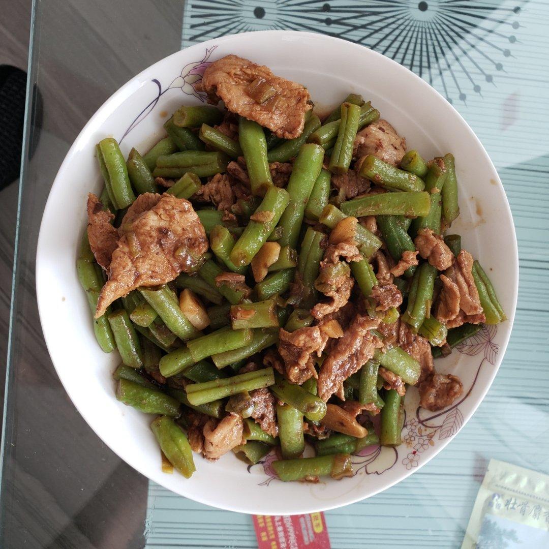 豆角炒肉片