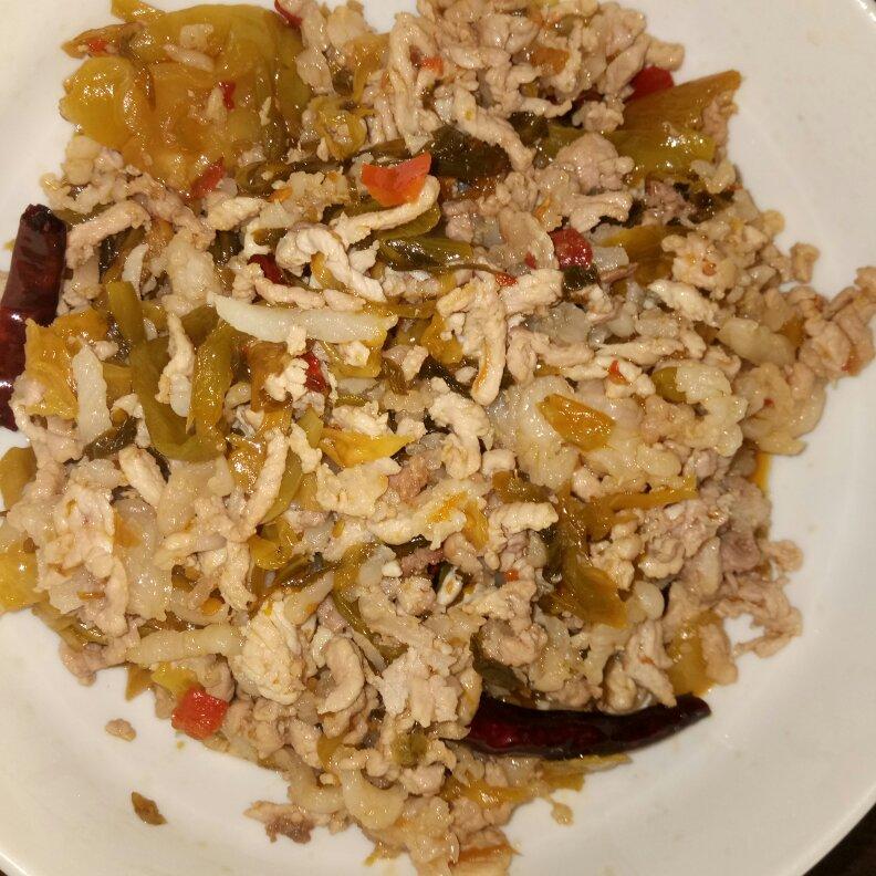 酸菜炒肉丝
