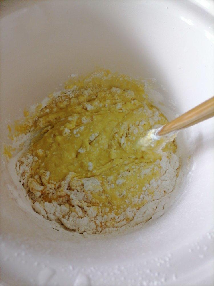 简单的美味电饭锅蛋糕