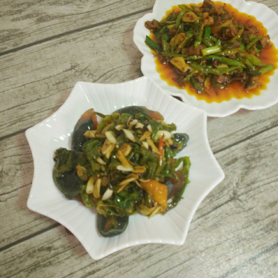 【正宗湘菜】擂辣椒皮蛋