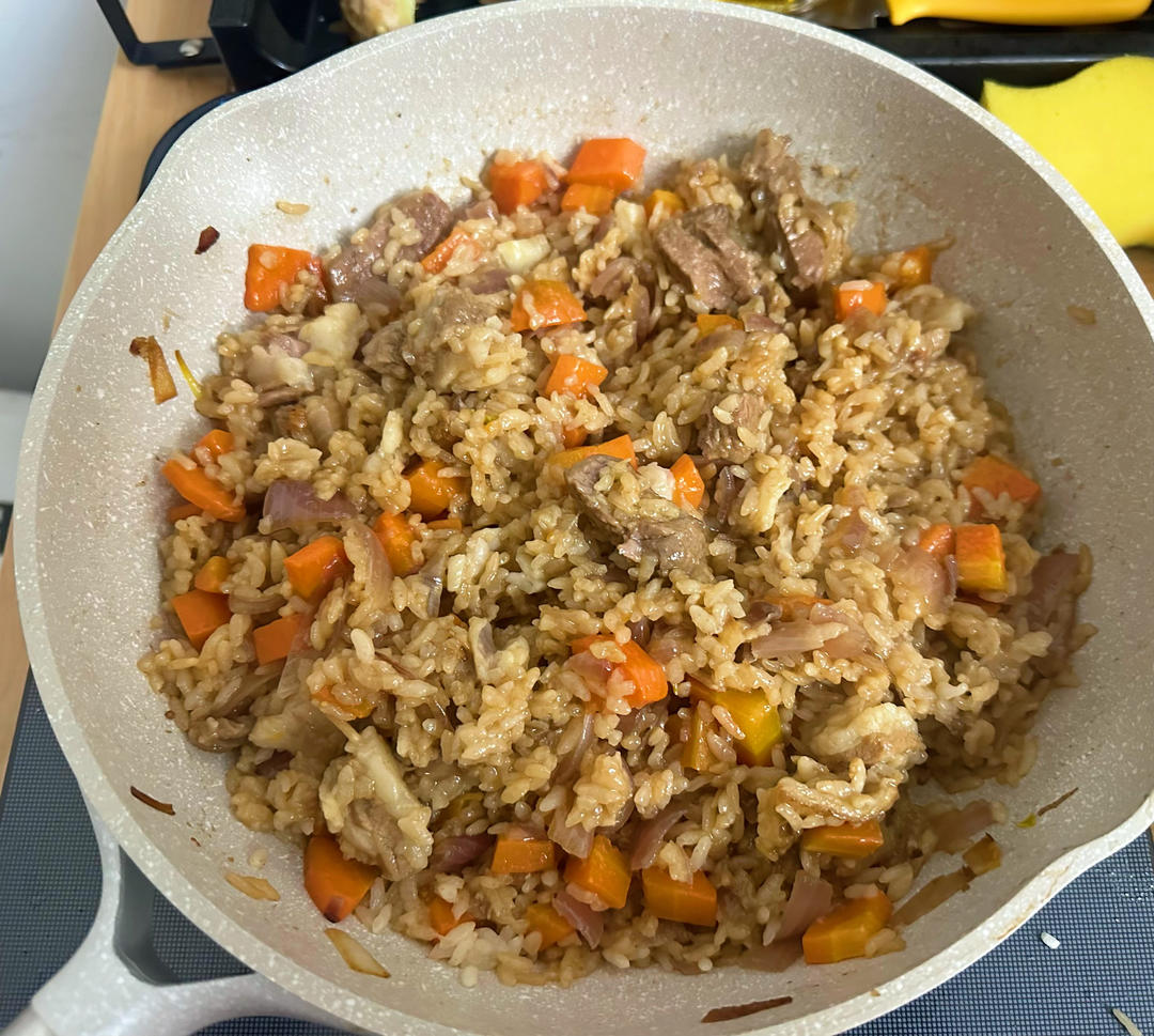羊肉抓饭