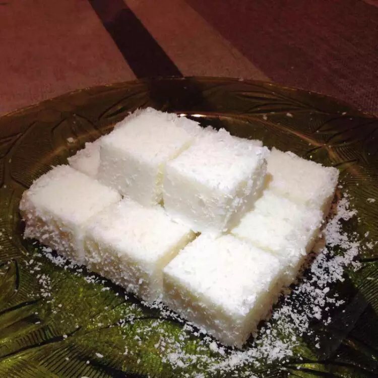 手机用户3233_54k7做的椰蓉椰汁糕
