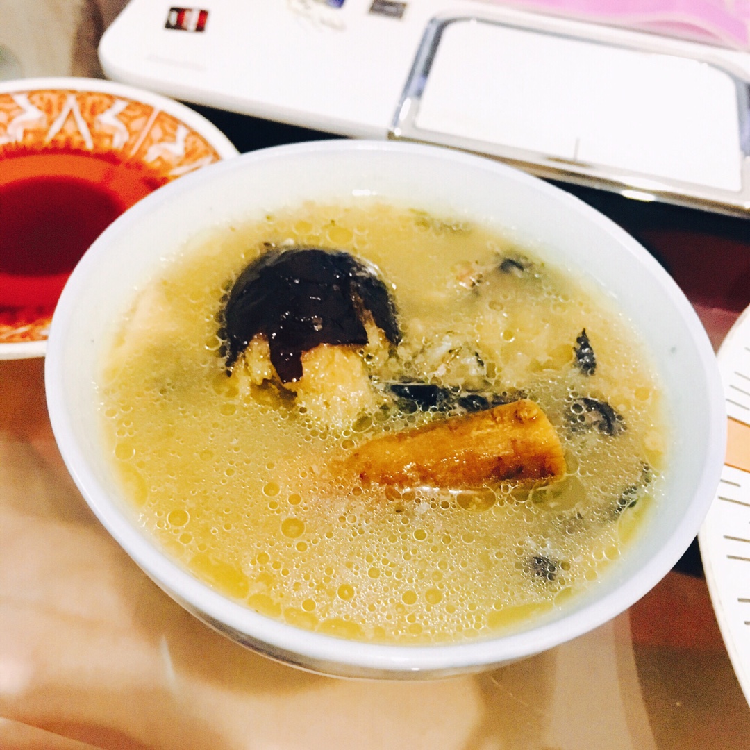 北芪党参炖乌鸡