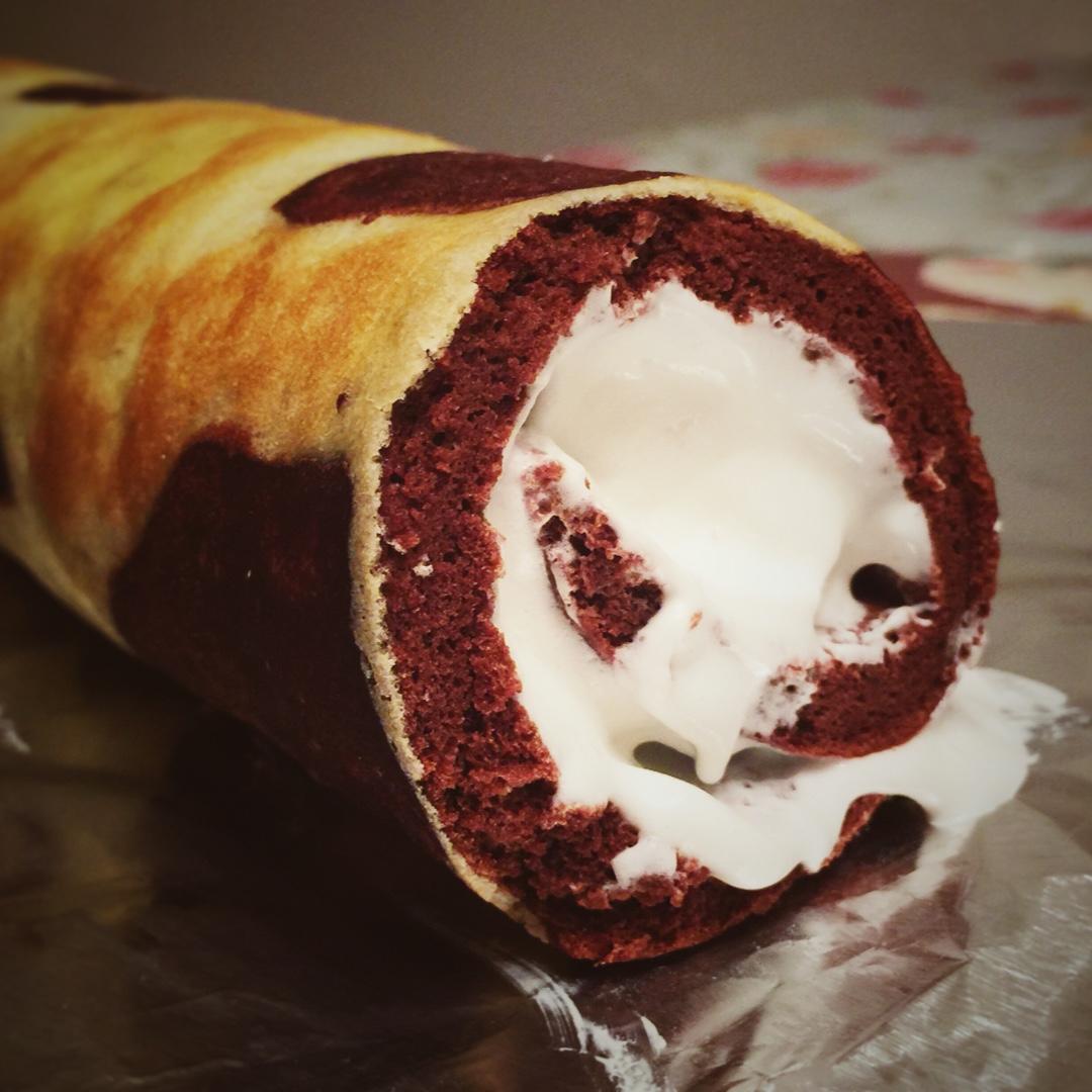 奶牛蛋糕卷+长颈鹿蛋糕卷