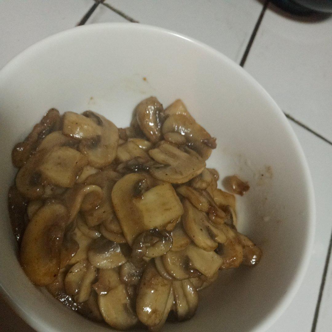 比肉还要好吃的素菜 口蘑