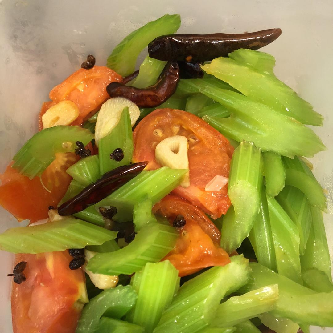 炝炒芹菜