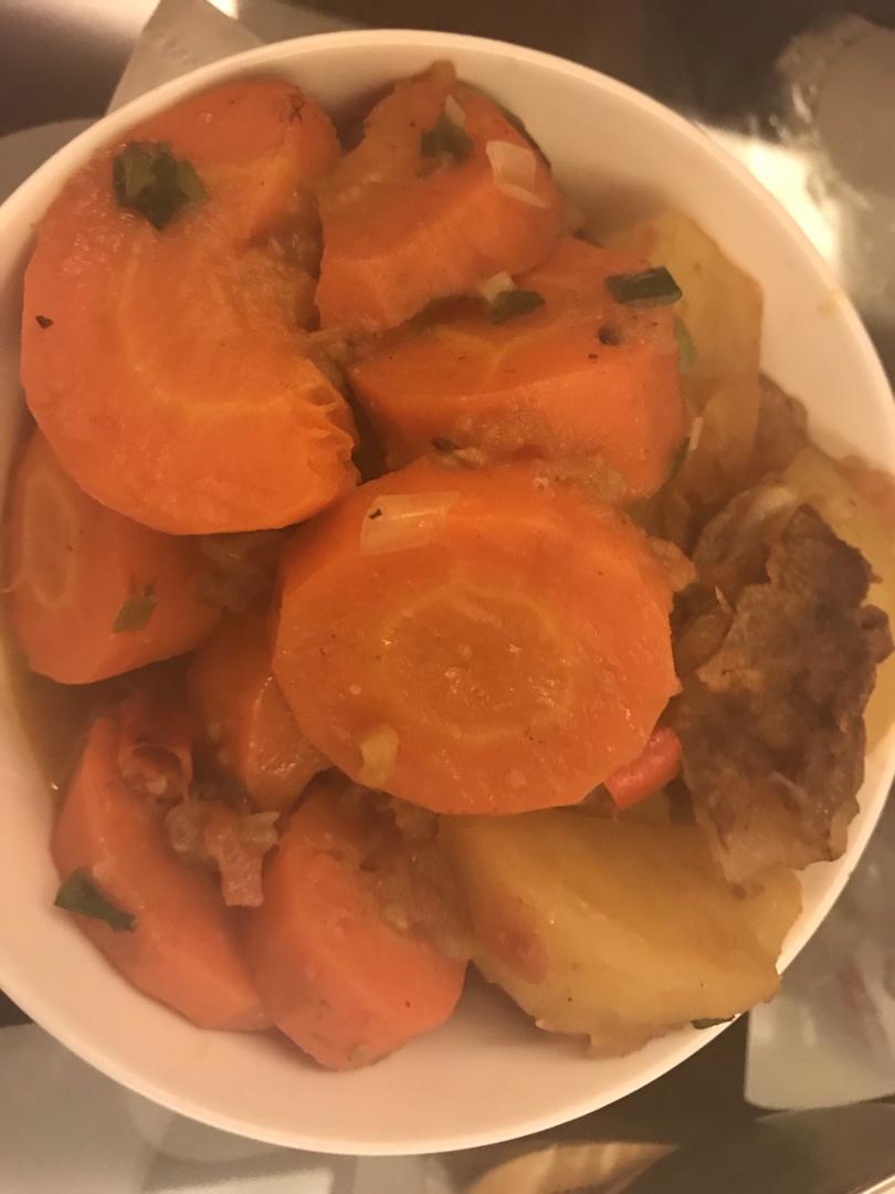 番茄土豆炖牛腩
