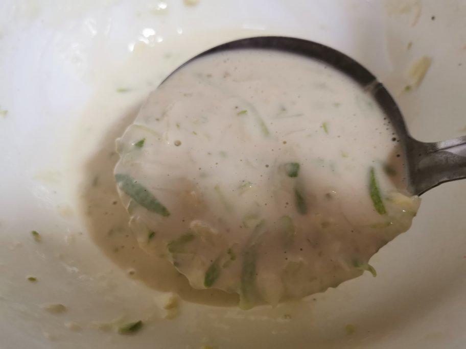 鸡汤三线丸子砂锅