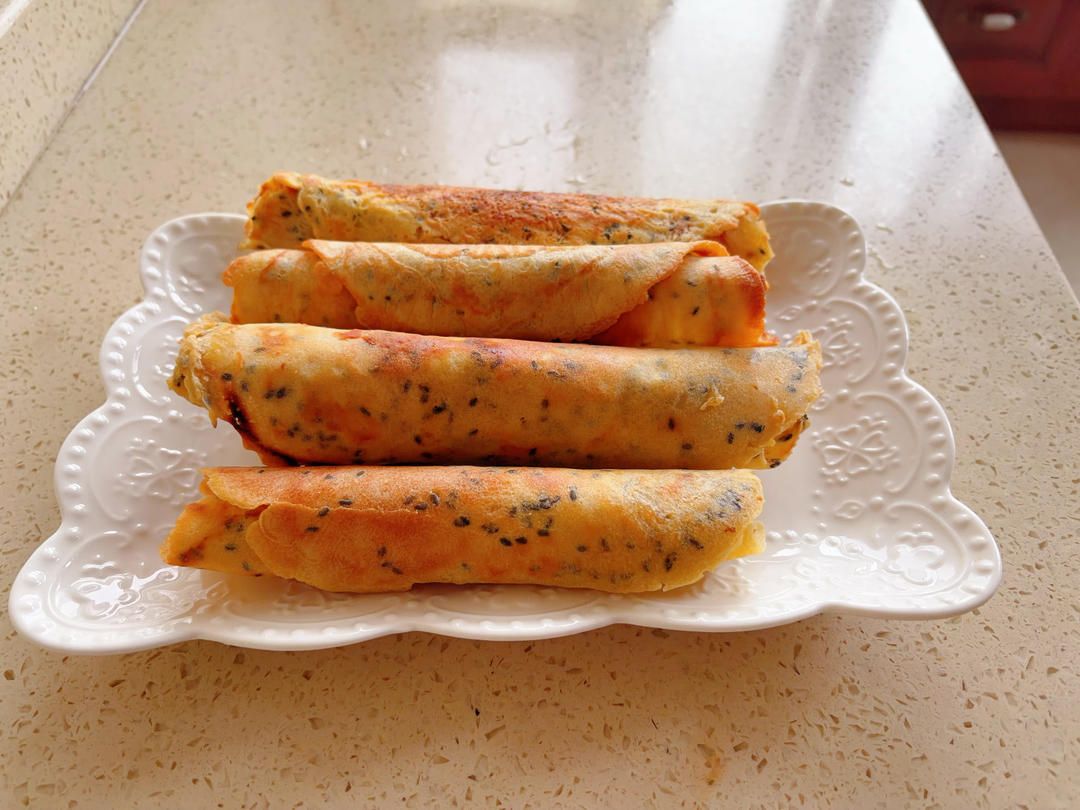 不用买机器一个平底锅搞定，香脆到爆的蛋卷