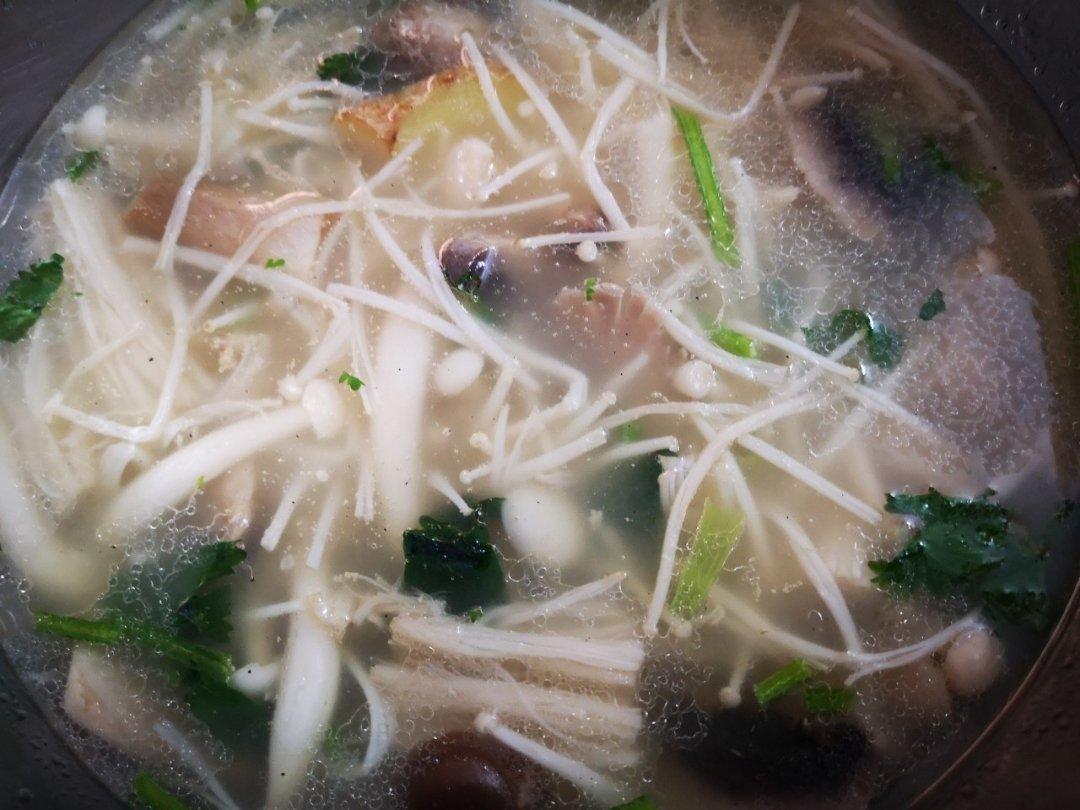 菌菇汤
