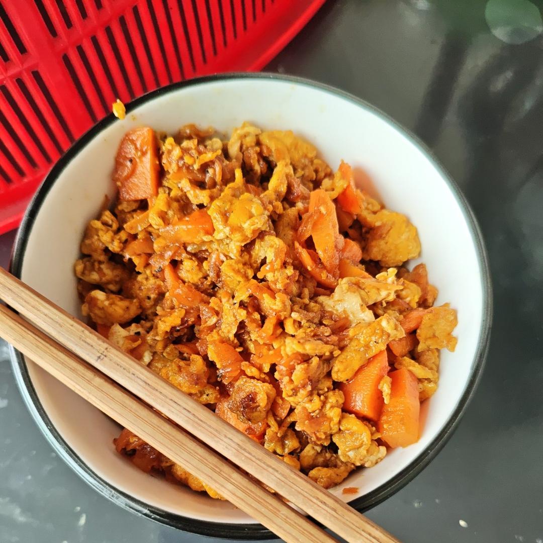 胡萝卜炒鸡蛋