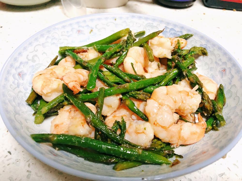 清炒芦笋虾仁