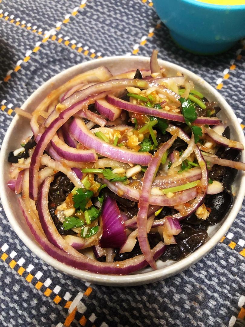 养生菜-凉拌洋葱木耳