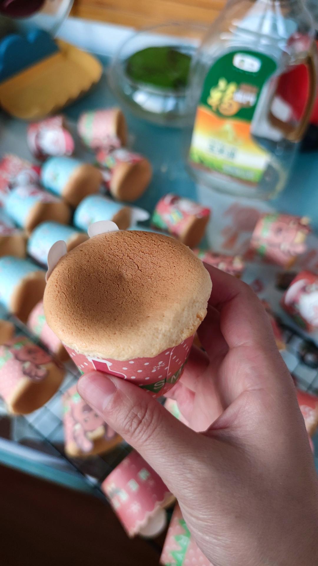 超简单的圣诞杯子蛋糕，零技巧，新手轻松营造节日气氛