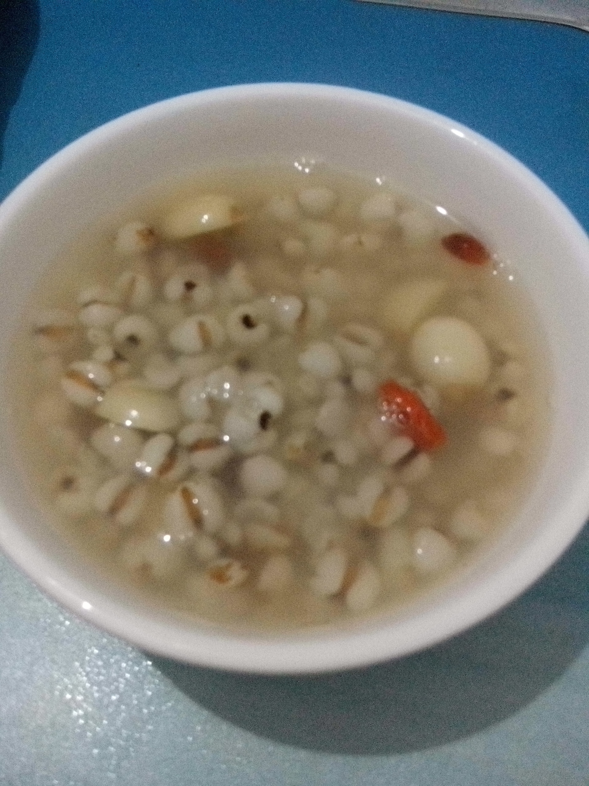 莲子百合薏米汤