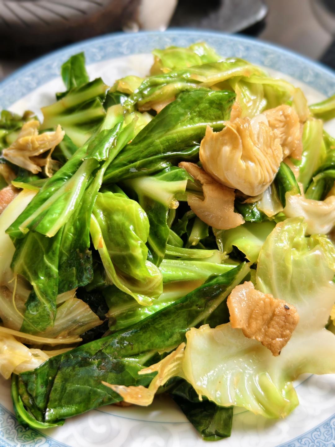 包菜炒肉