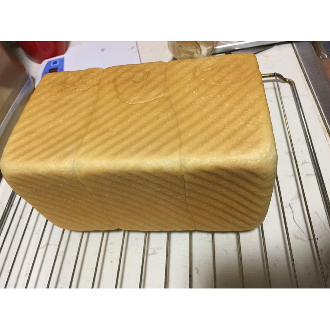 夺命软吐司(๑´ڡ`๑)超软拉丝极速方便的一次发酵吐司
