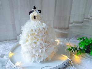 浪漫的婚纱蛋糕的做法 步骤11