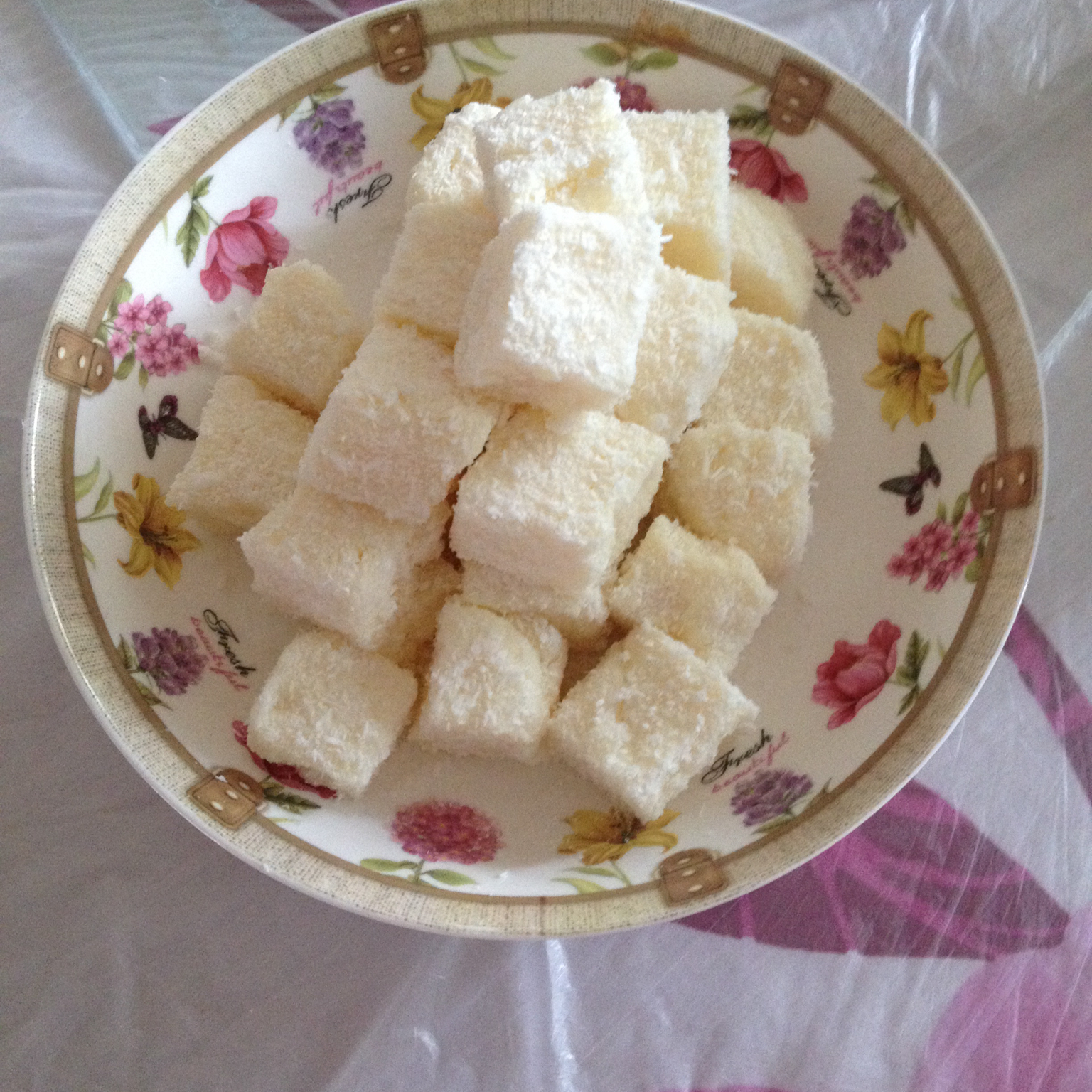 完胜85度C牛奶椰丝小方