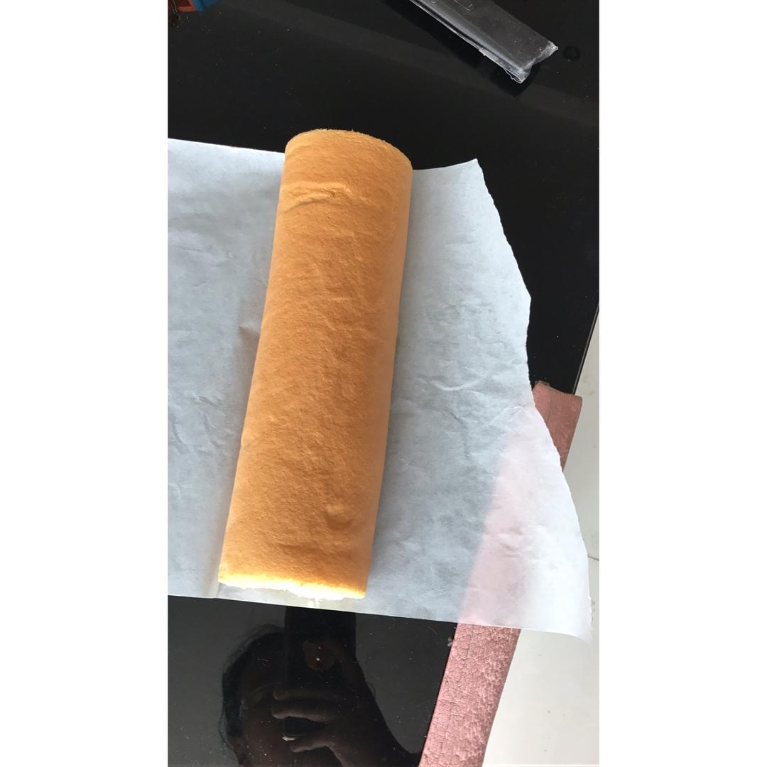《Tinrry下午茶》教你做基础原味蛋糕卷