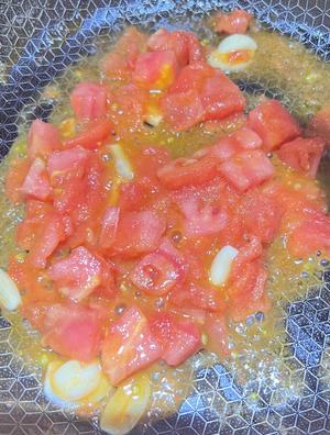 好吃！都去做！番茄土豆牛肉卷汤的做法 步骤4
