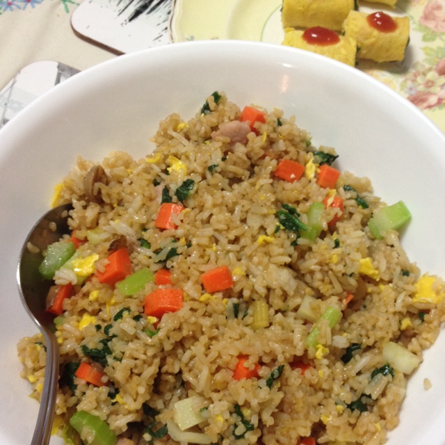 小时候的酱油炒饭