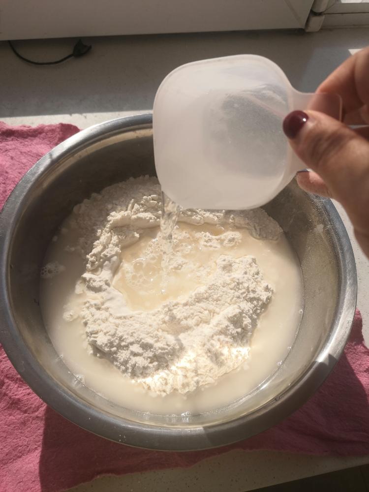 纯奶手撕吐司的做法 步骤1