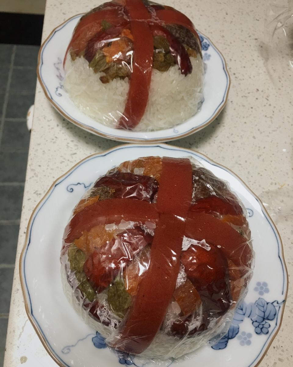 玫瑰细沙八宝饭