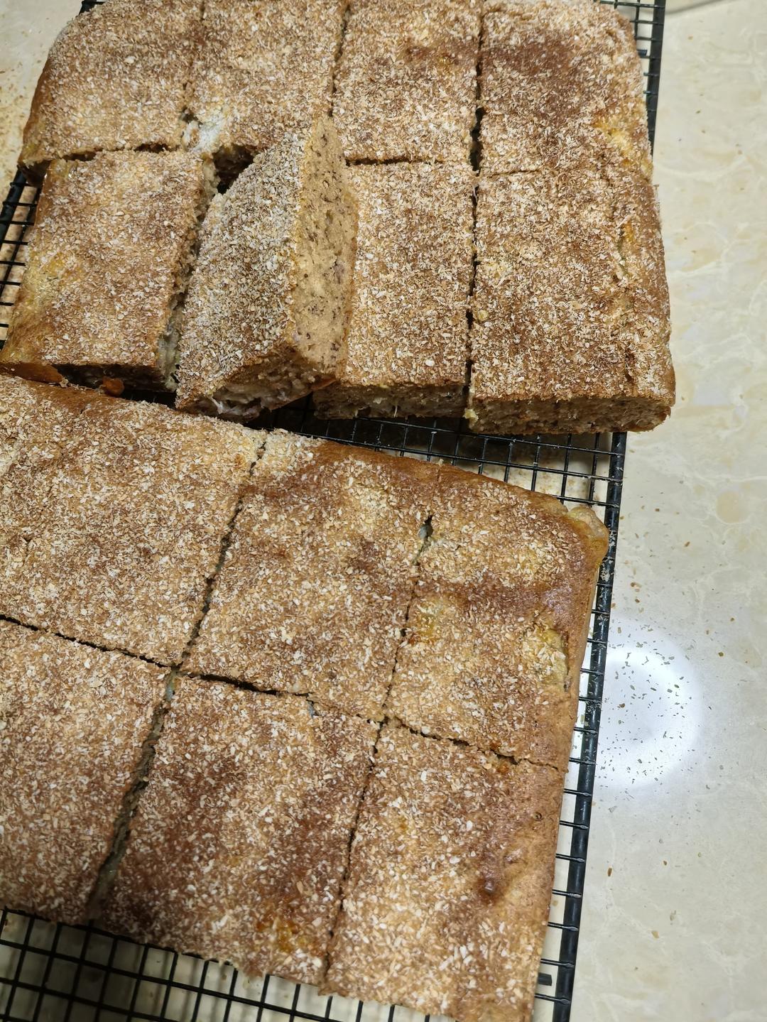 香蕉核桃蛋糕（低油少糖健康版）