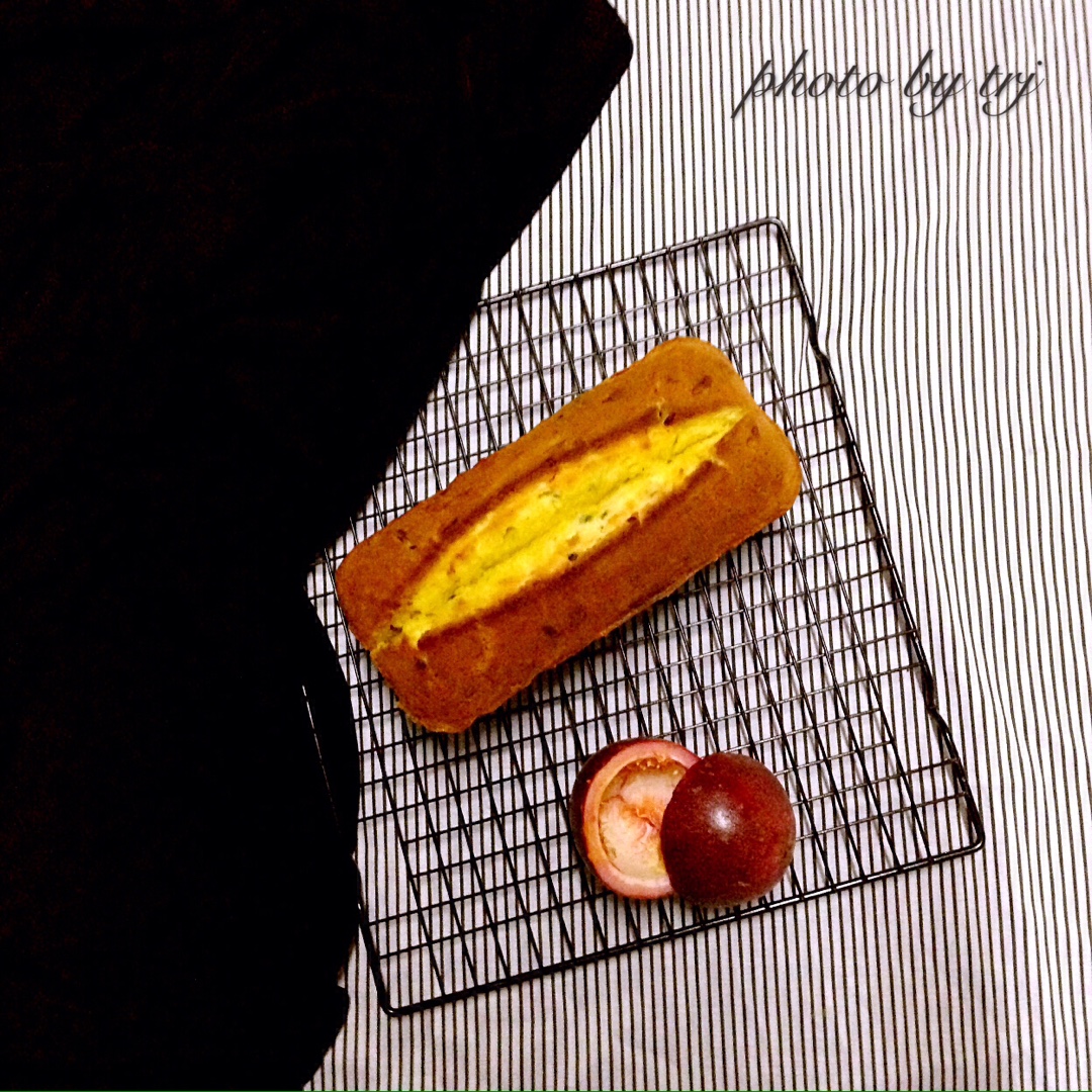 轻盈百香果磅蛋糕