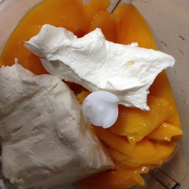 芒果乳酪慕斯～芒果季不可错过的美味的做法 步骤9
