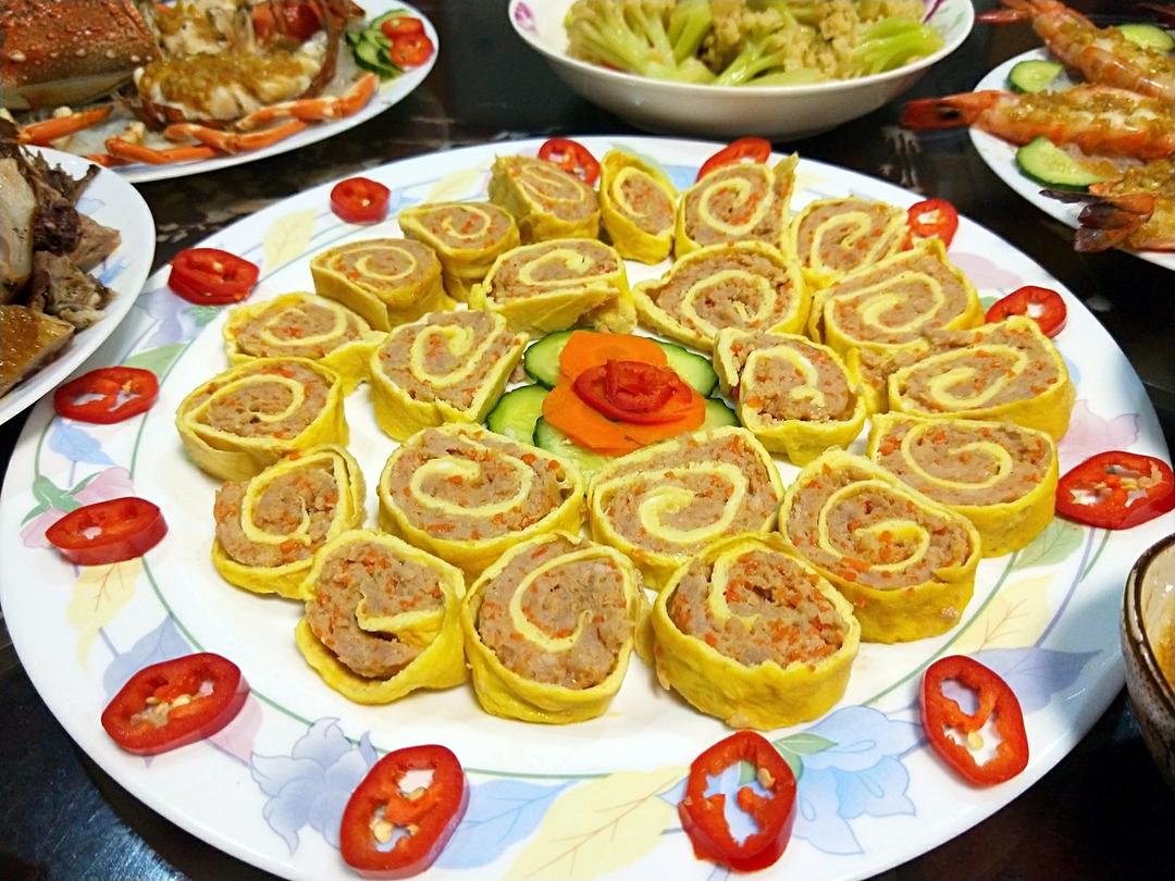 老爸的手艺---蒸肉蛋卷