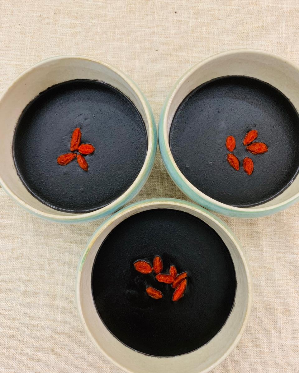 核桃黑芝麻糊（破壁机版超简单版）